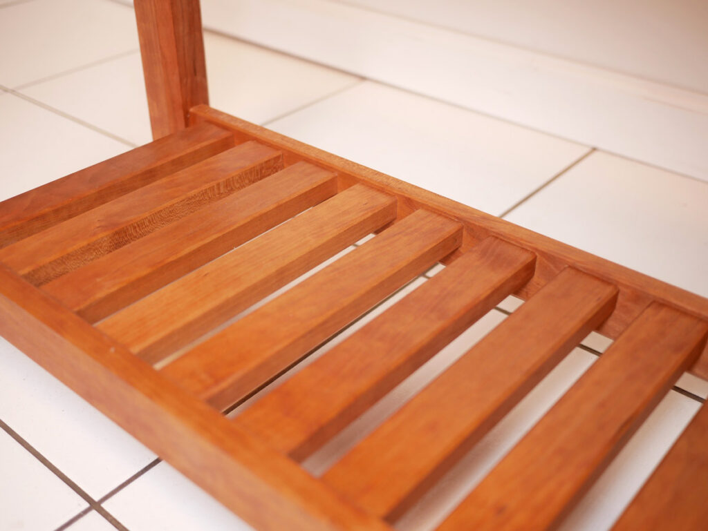 Shoe bench